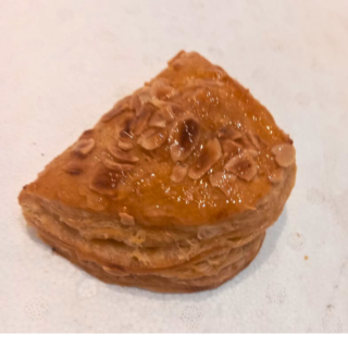 Chausson aux amandes
